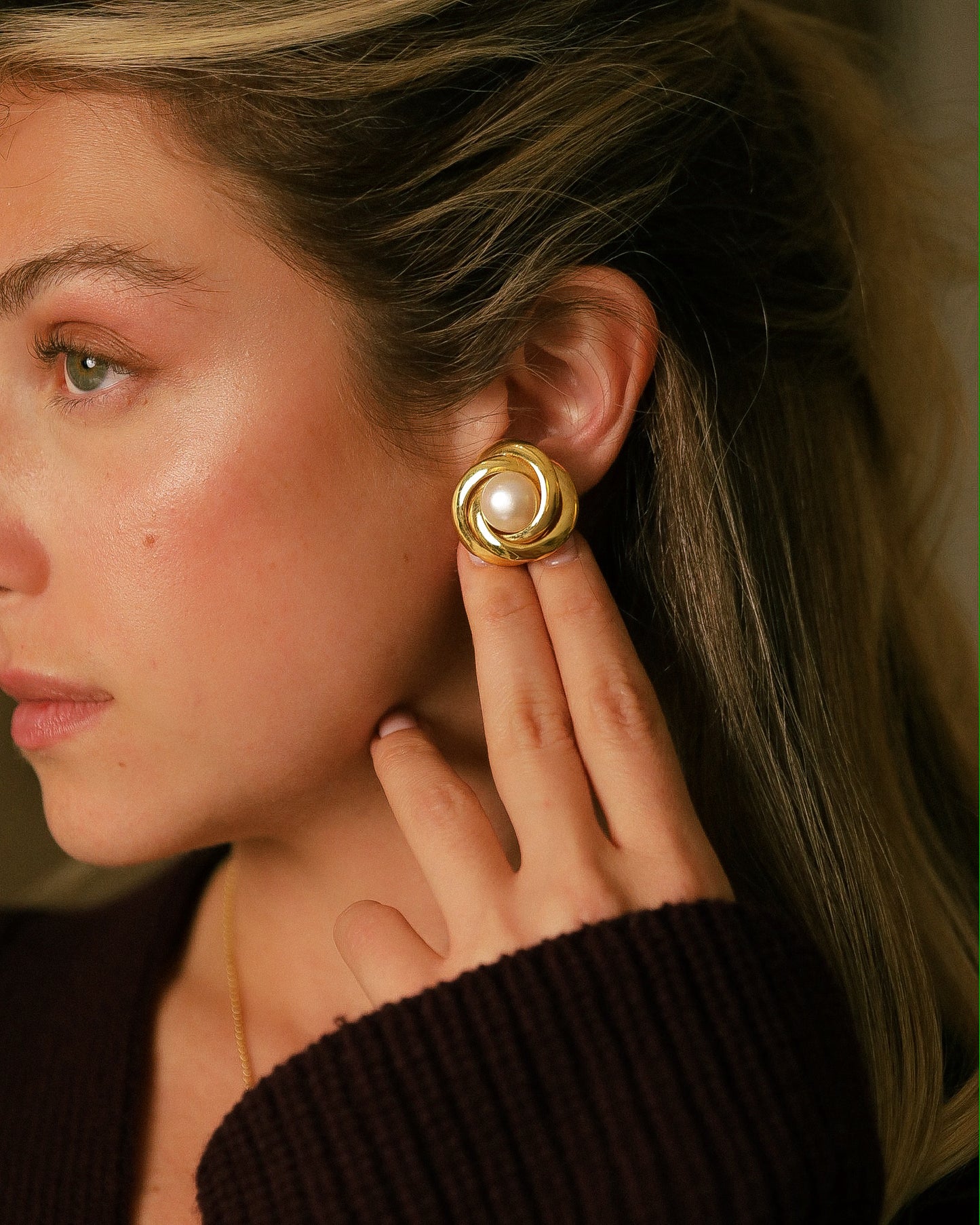 Domo Earrings