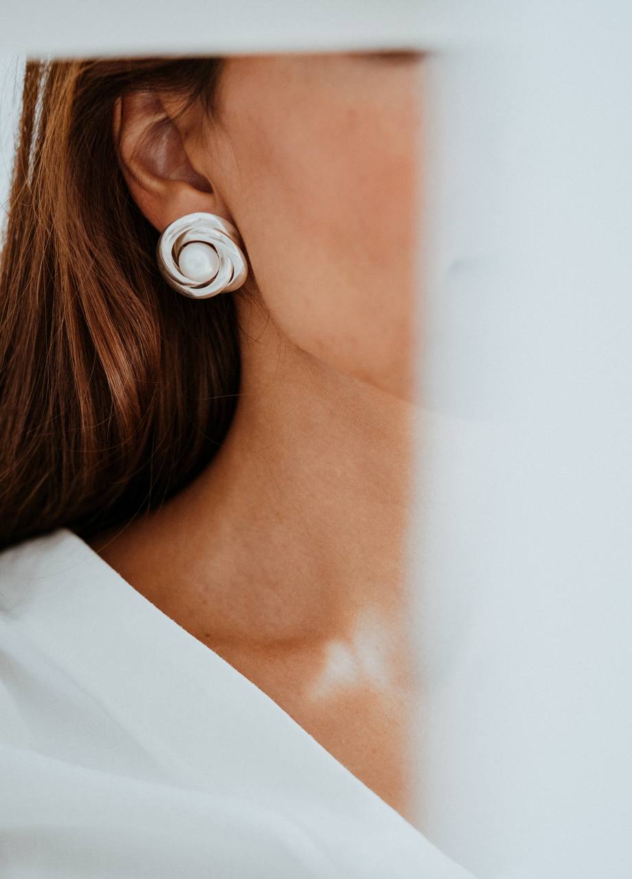 Domo Earrings